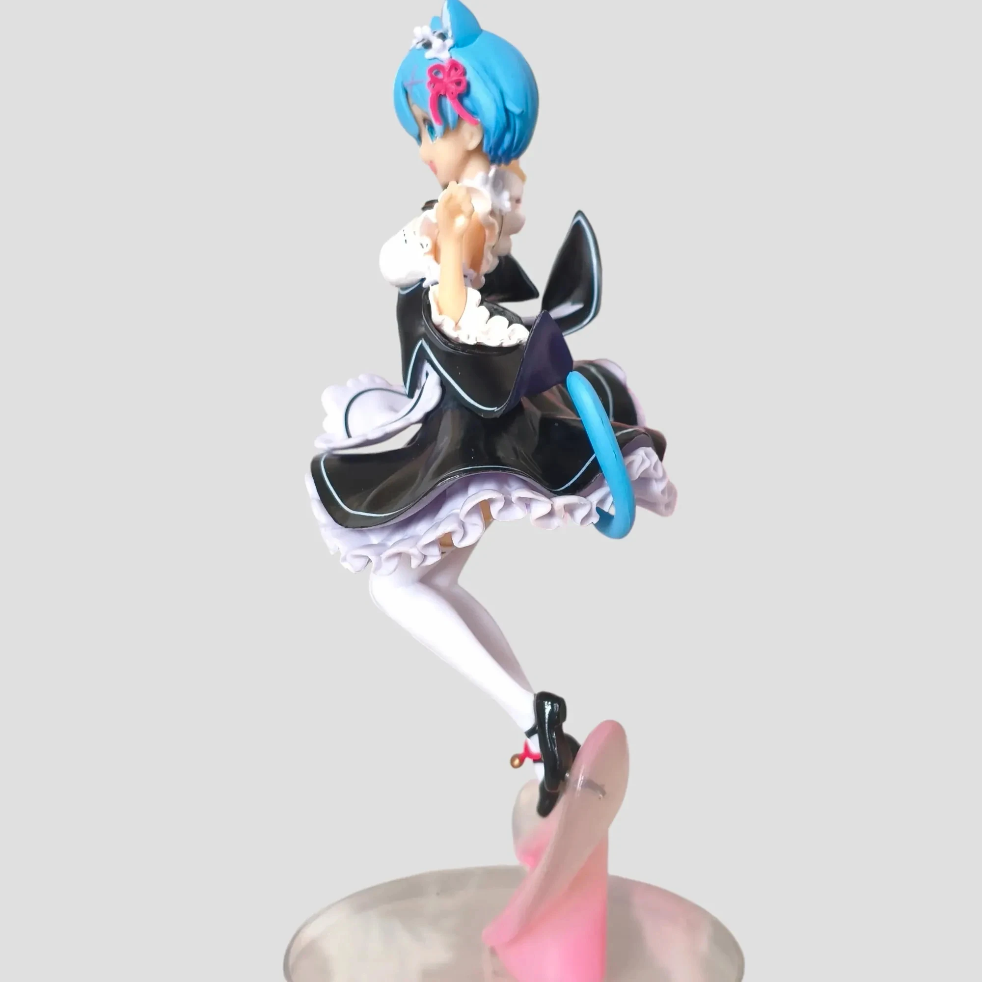 Figurina de Rem en traje de criada – Re:Zero – photo 2